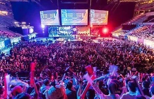 众关注的焦 众关注的焦