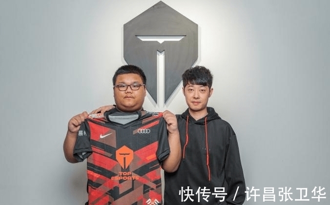 练与女足偶 练与女足偶