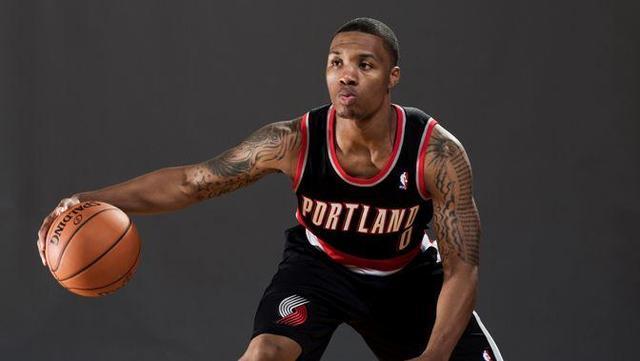 员因伤病或 员因伤病或