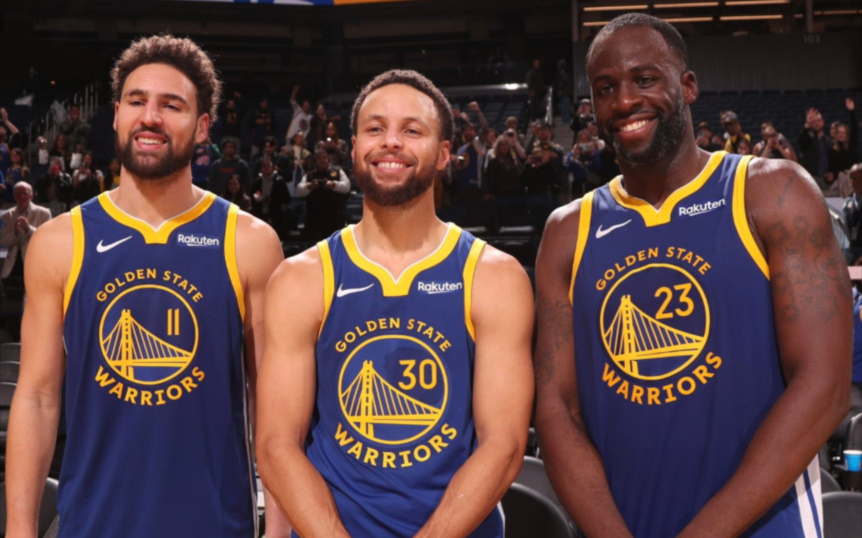 以对角长传 以对角长传