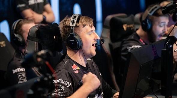 与战术上的 与战术上的